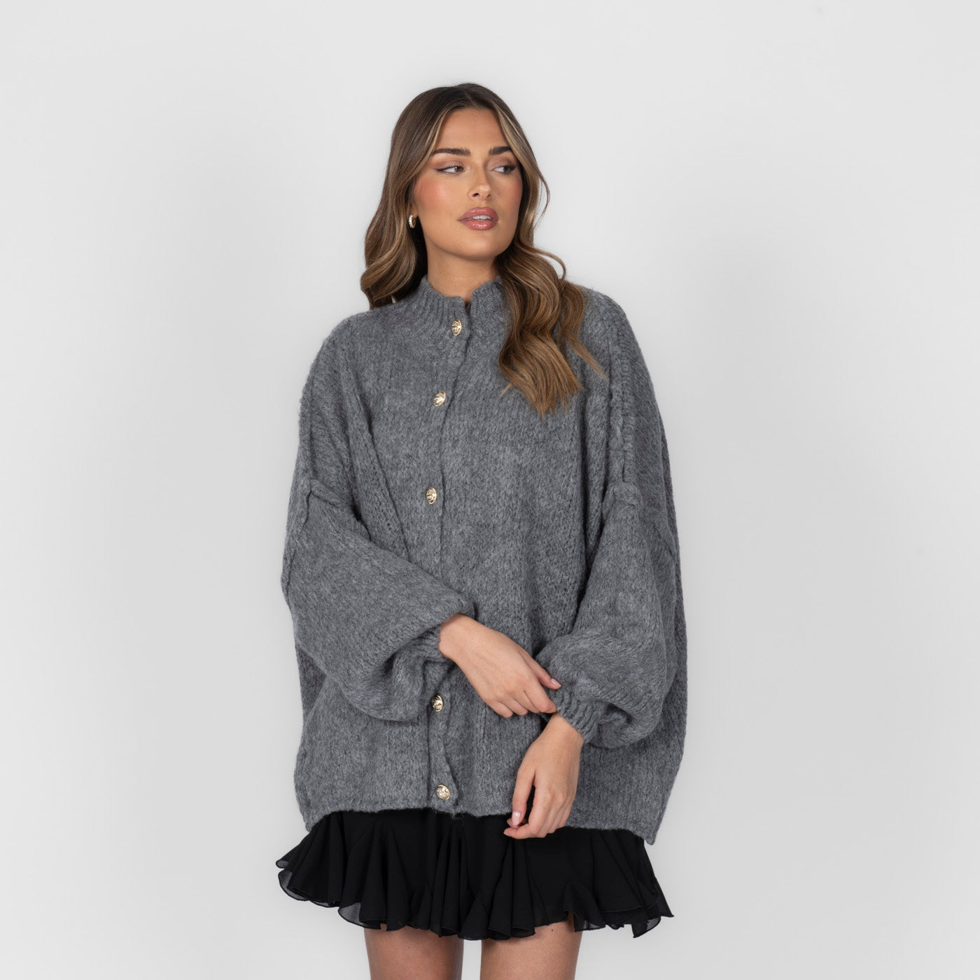 ZÉLIE™ - Cardigan Oversize CozyGlam avec Boutons Dorés Élégants