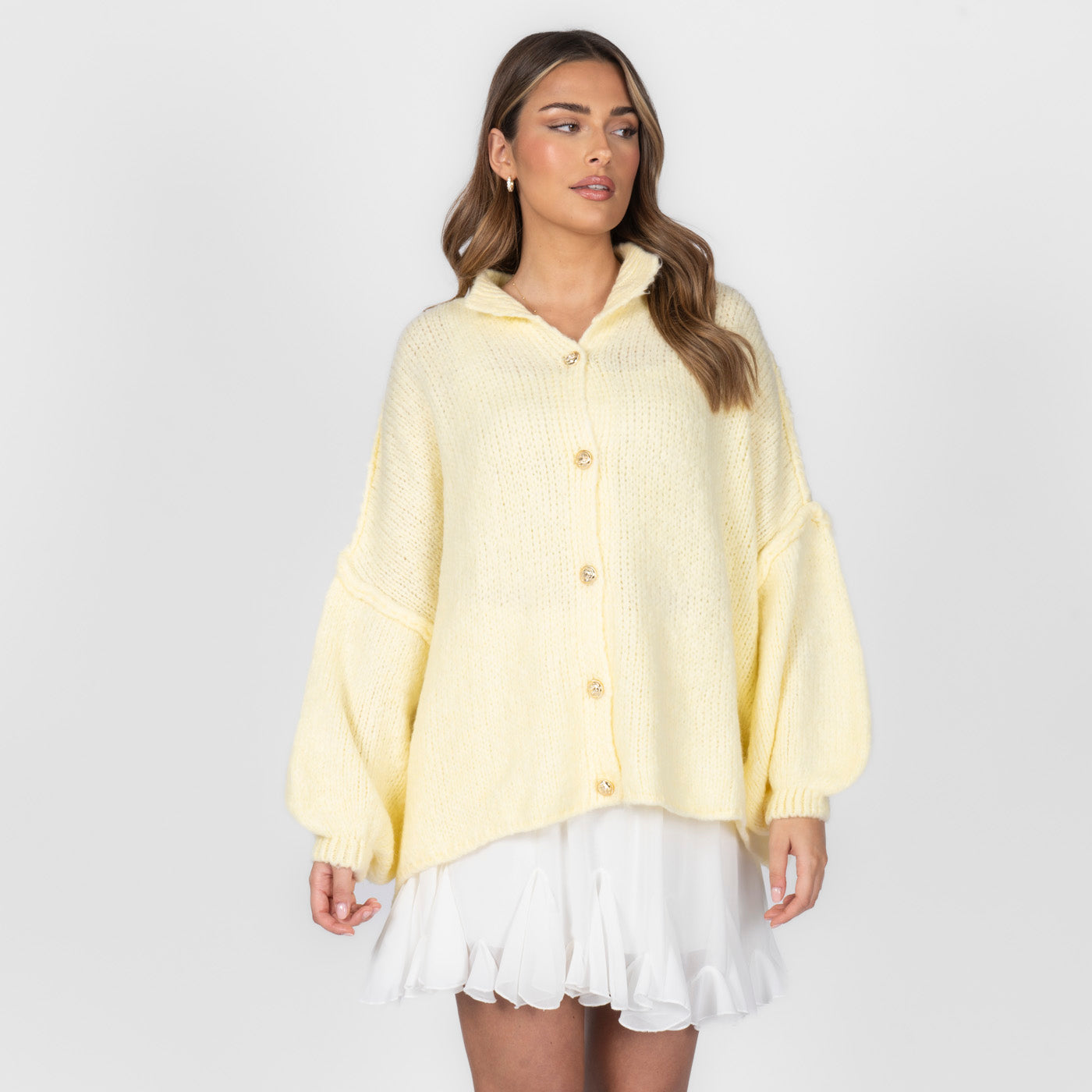 ZÉLIE™ - Cardigan Oversize CozyGlam avec Boutons Dorés Élégants
