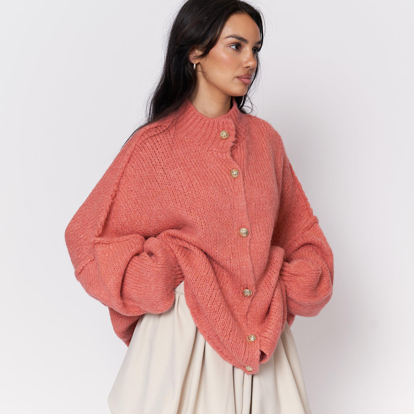 ZÉLIE™ - Cardigan Oversize CozyGlam avec Boutons Dorés Élégants