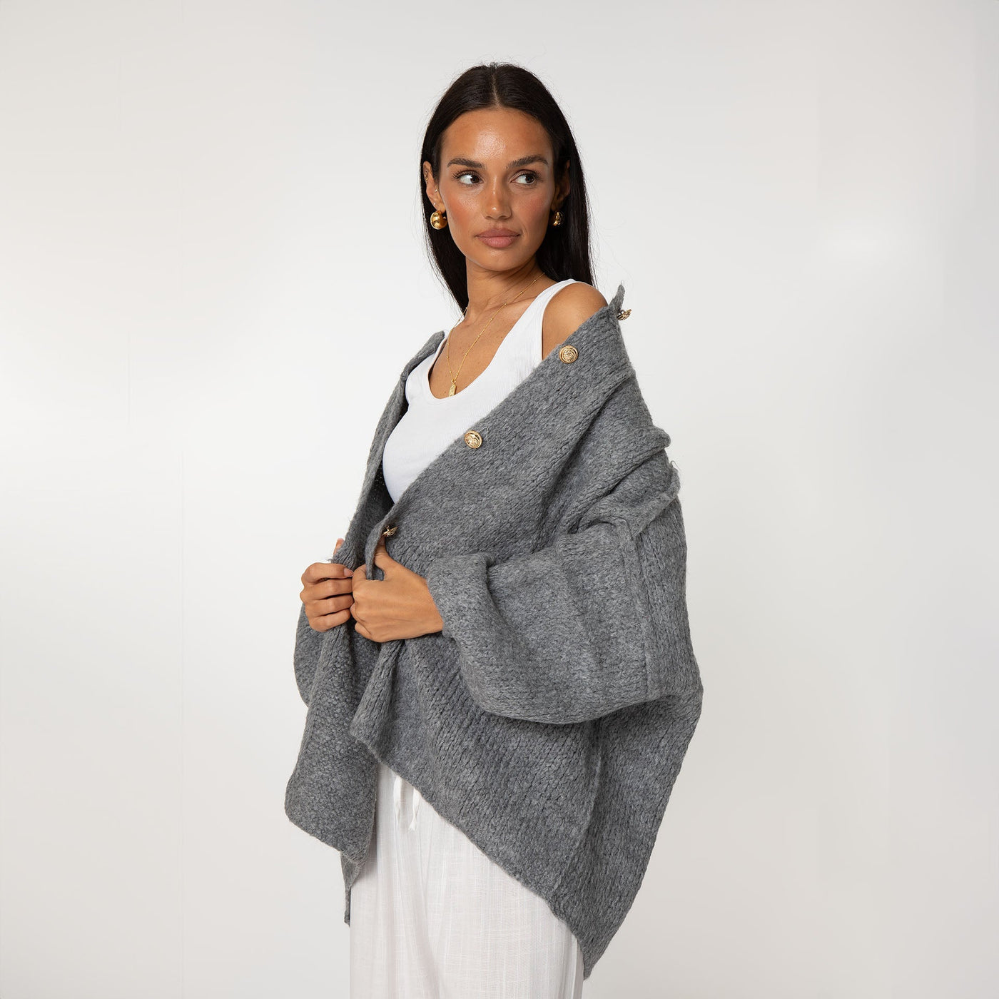 ZÉLIE™ - Cardigan Oversize CozyGlam avec Boutons Dorés Élégants